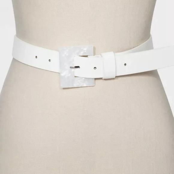 A New Day White Mother of Pearl Buckle Belt - Picture 1 of 9